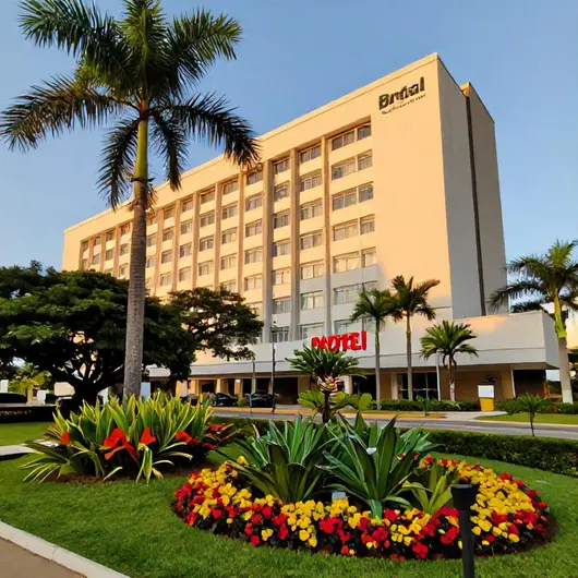 Descubra o Brii Hotel