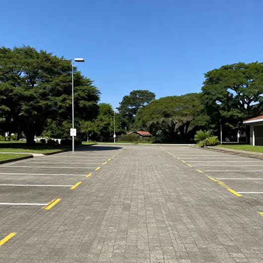 Estacionamento Via Mar: Conveniência e Acesso Rápido