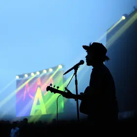 Prefeitura de Araruama desmente cancelamento e confirma show de Xamã show de Xamã